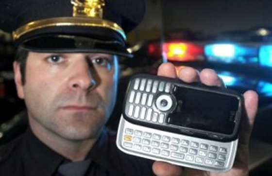 cell-phone-police-search